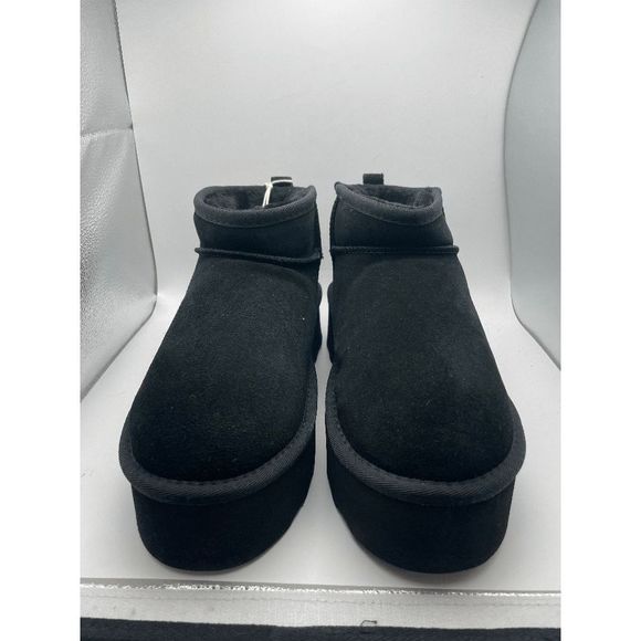 CUSHIONAIRE Women's COZY Genuine Suede pull on platform boot, Black 10 - Picture 4 of 6